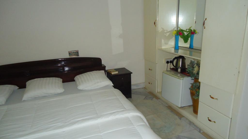 Wadoma Royale Hotel Kumasi Quarto foto